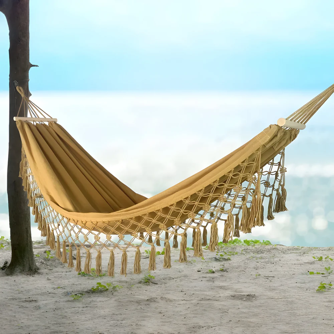 Velri Premium Hammock with Wooden Spreader Bars – Indoor & Outdoor Comfort