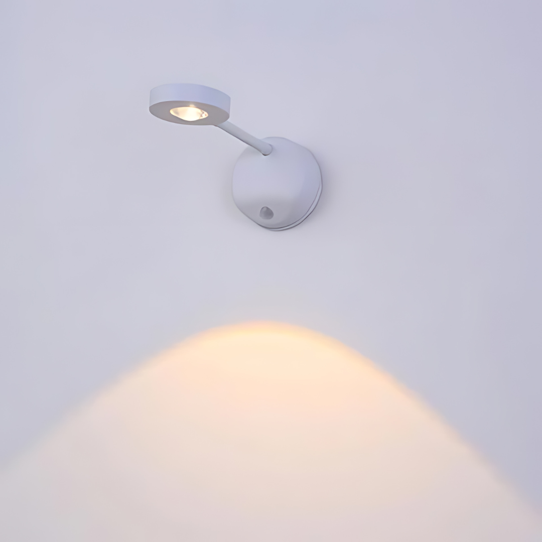 Spark360 – Wireless LED Spotlight with Motion Sensor and 360° Adjustable Mount