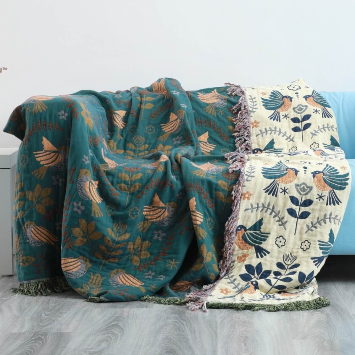 Reversible Scandinavian Bird Throw Blanket – Cosy & Versatile for All Seasons