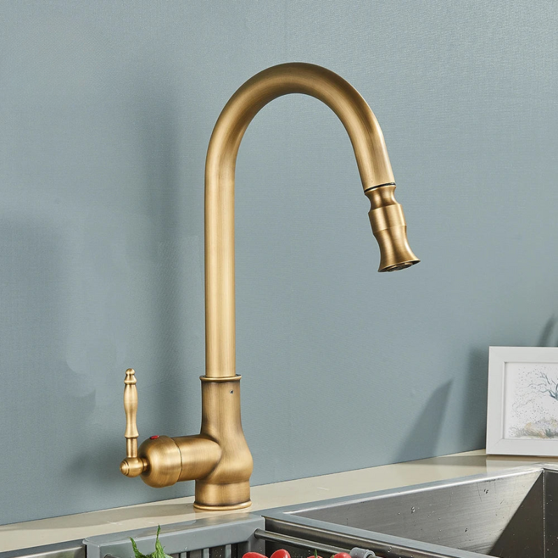 VintageTap Antique Brass Kitchen Tap – Retro Style Mixer Faucet with Swivel Spout