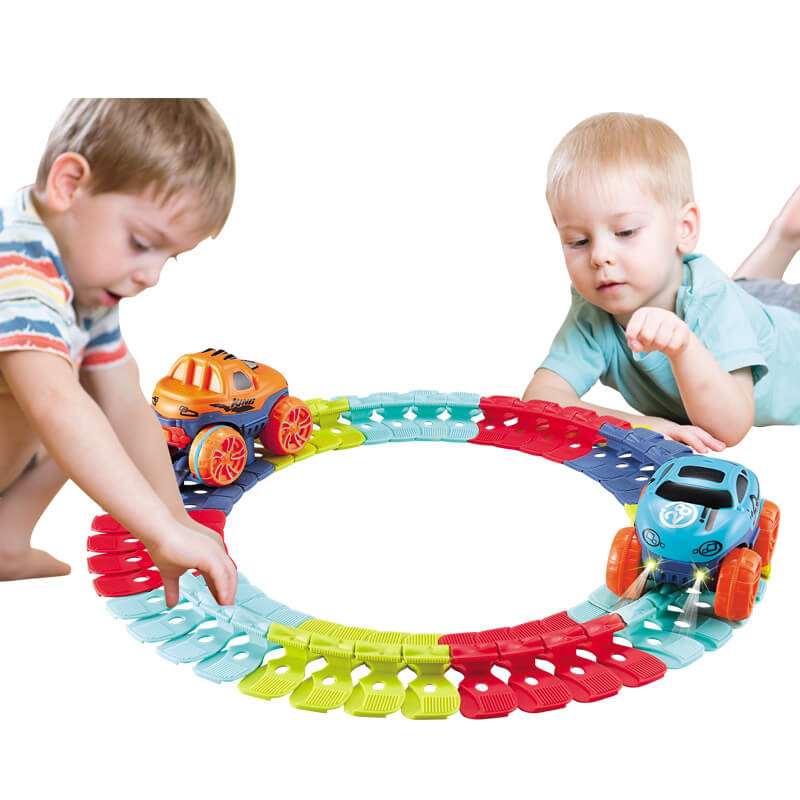 FlexiTrack | Flexible Glow-in-the-Dark Racetrack Set for Kids