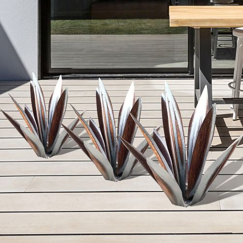 Eternal Agave – Handcrafted Rust-Proof Metal Garden Sculpture for Indoor & Outdoor Decor
