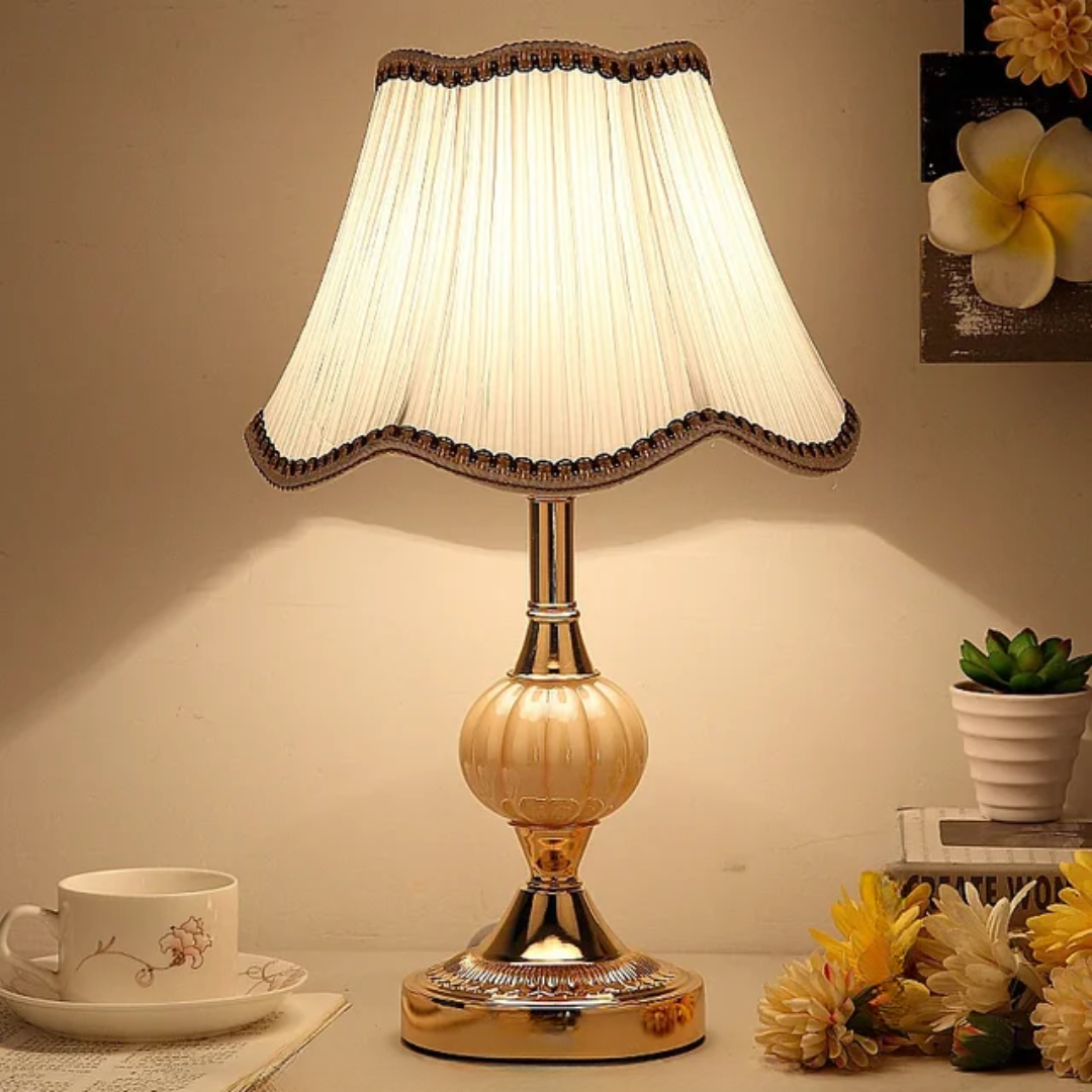 Quixy – Vintage Scandinavian Table Lamp for Bedroom or Living Room