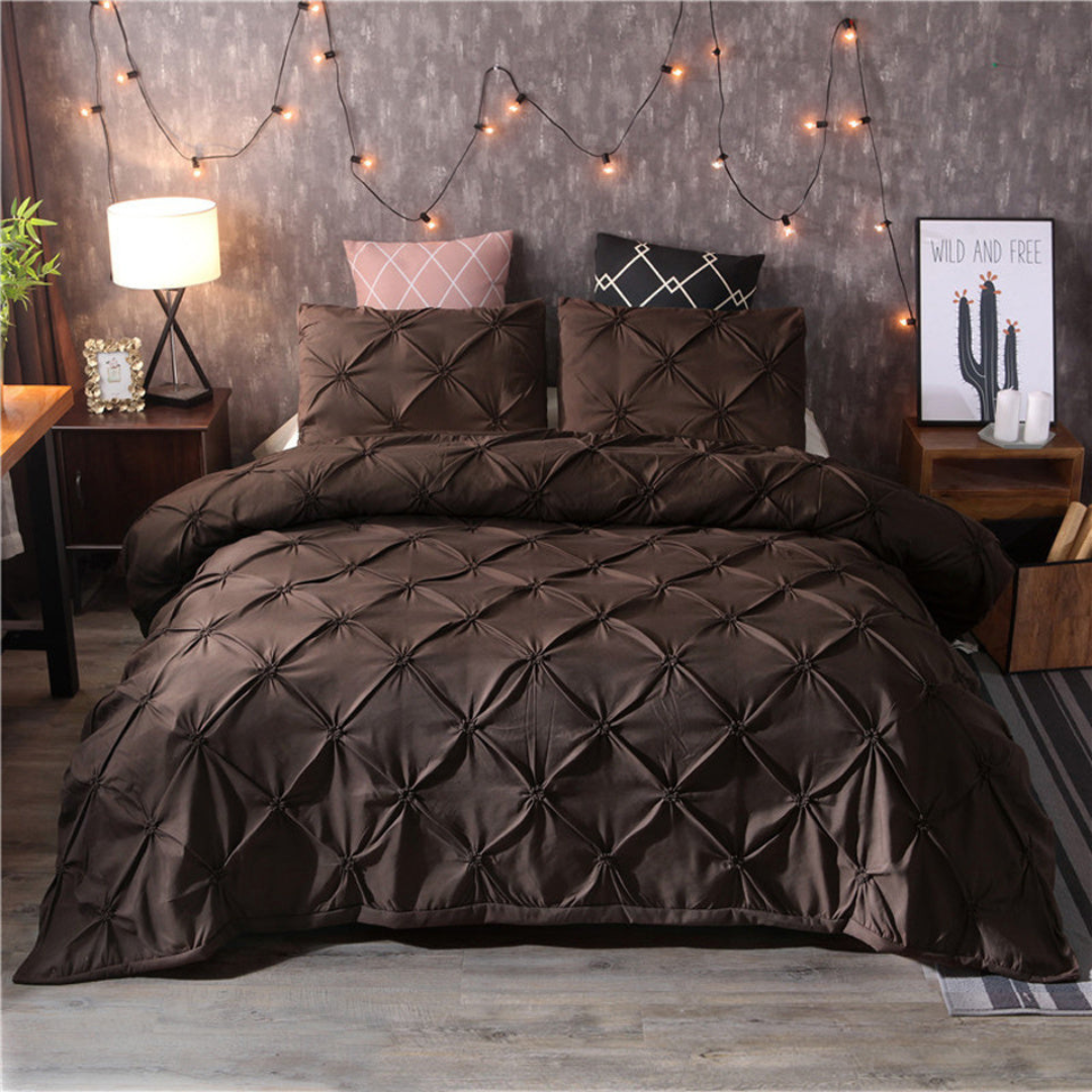 Orvix Luxury Cotton Bedding Set – Breathable, Soft & Elegant Design