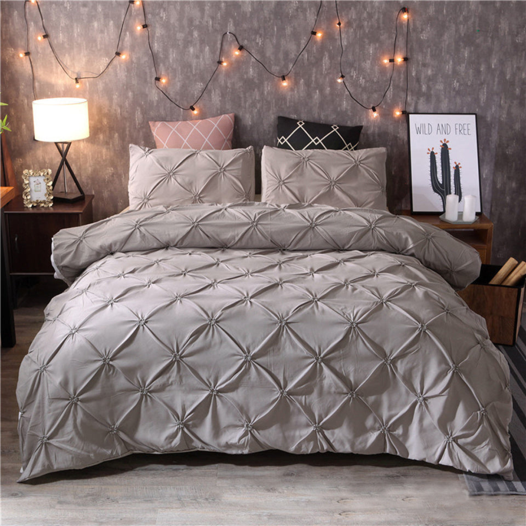 Orvix Luxury Cotton Bedding Set – Breathable, Soft & Elegant Design