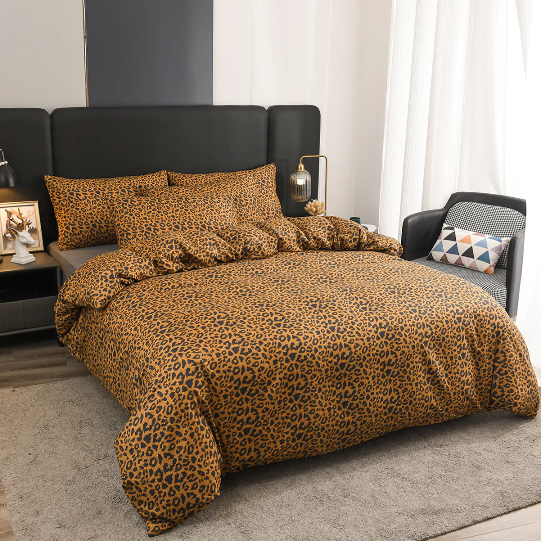 Tova – Luxury Modern Duvet Cover Set with Pillowcases