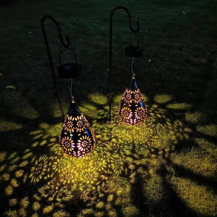 Solar-Powered Weatherproof Garden Light – Elegant Outdoor LED Lighting