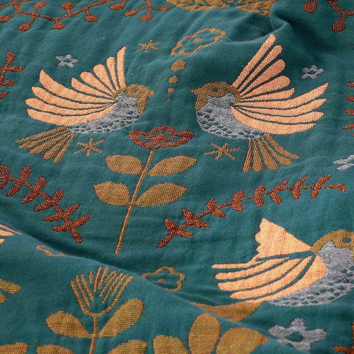 Reversible Scandinavian Bird Throw Blanket – Cosy & Versatile for All Seasons