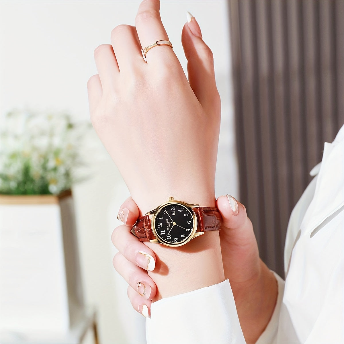 Elegant Women’s Watch – Quartz Wristwatch with Faux Leather Strap | Perfect Gift for Her