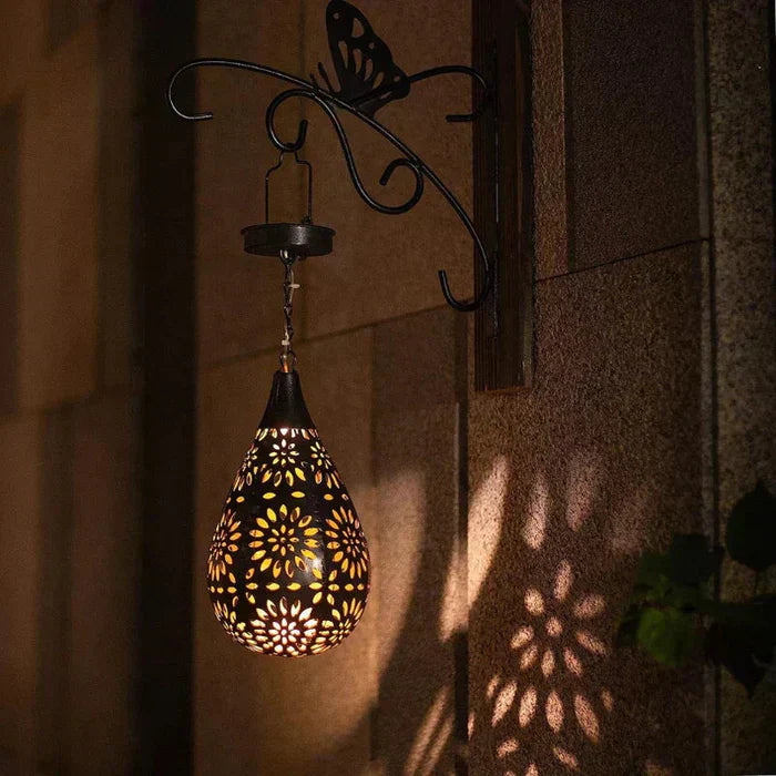 Solar-Powered Weatherproof Garden Light – Elegant Outdoor LED Lighting