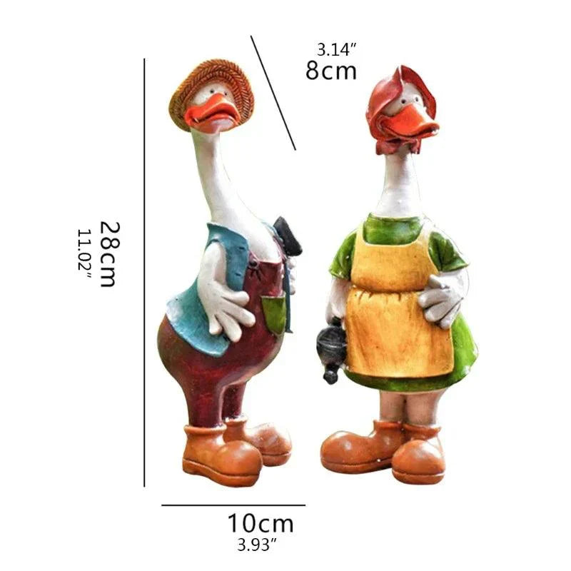 Hand-Painted Duck Couple Garden Ornaments – Elegant Resin Duck Statues for Outdoor & Indoor Decor
