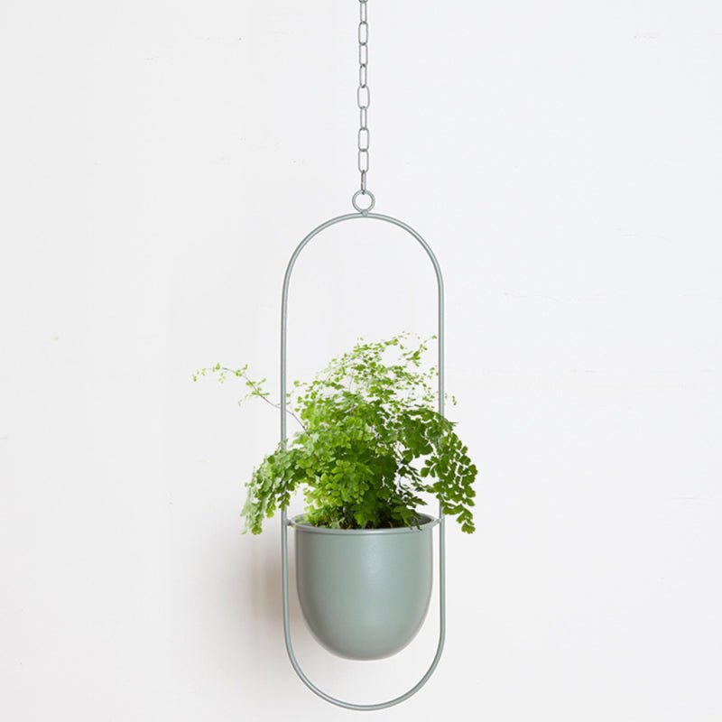 DecoBloom Hanging Planter – Elegant Indoor & Outdoor Metal Plant Pot with Chain