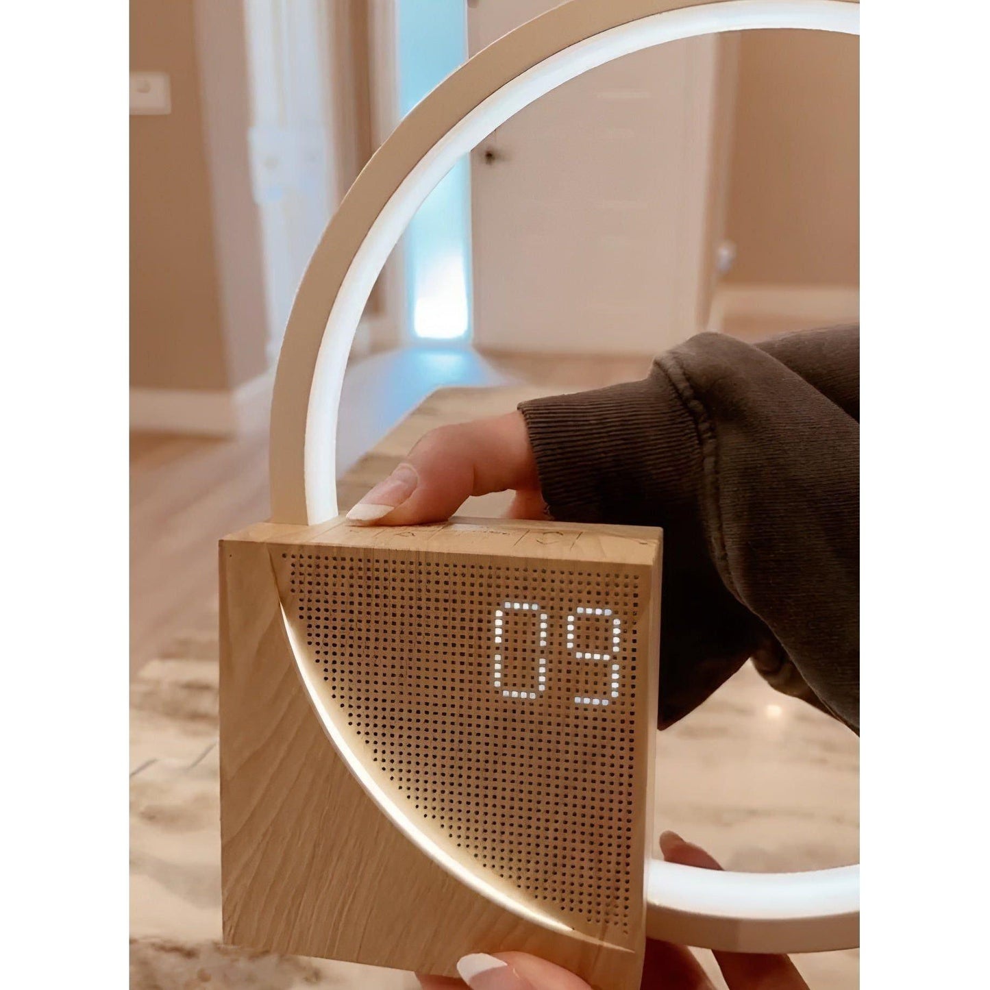 Smart Snooze – Sunrise Simulation Alarm Clock with Dimmable Touch Lamp & Soothing Sounds
