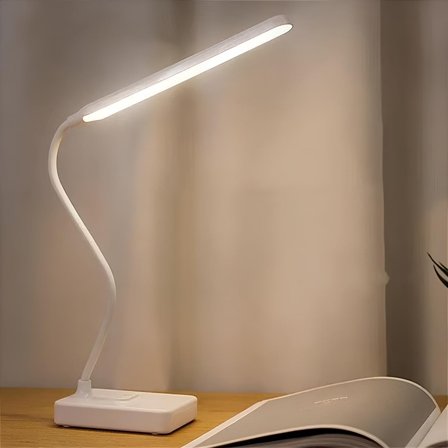 LumoFlex Adjustable Desk Lamp – Rechargeable or Plug-In with Flexible Neck & Dimmable Light