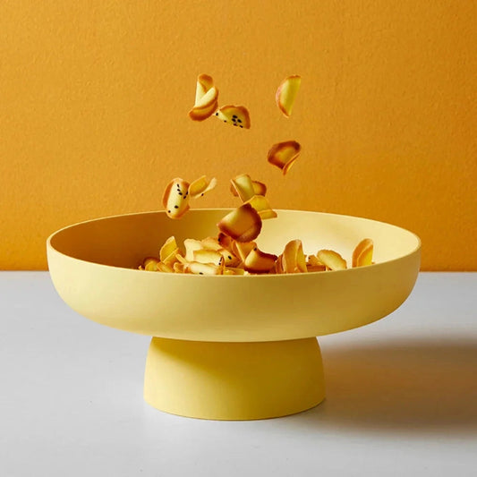 Fruitful Elegance – Retro Fruit Bowl with Vintage Leaf Design & Ceramic Finish