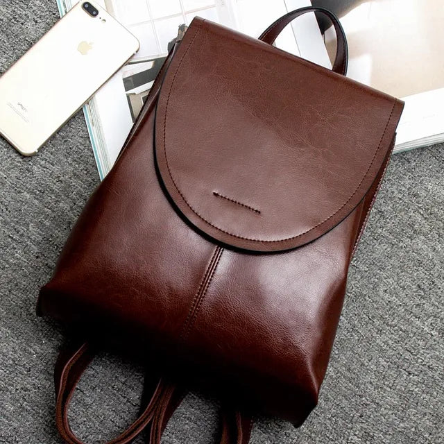 LuxeLeather – Trendy Leather Backpack for Women | Stylish, Versatile & Sustainable Design