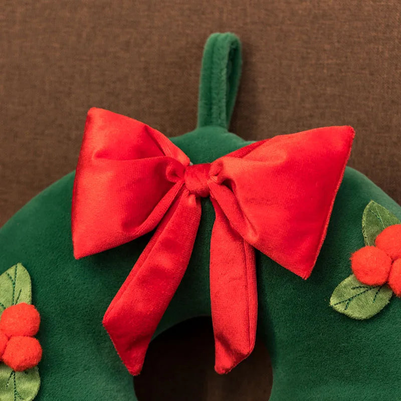 Magical Christmas Plush – Fluffy Gingerbread Hug Toy for a Warm & Cozy Holiday