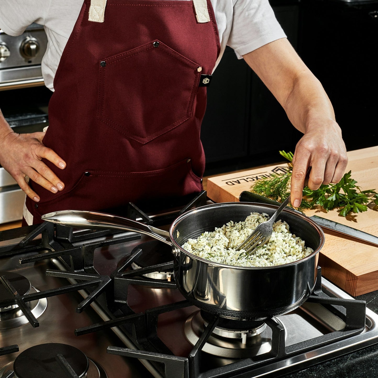 13-Piece HexClad Hybrid Cookware Set with Lids – Non-Stick, Stainless Steel & Cast Iron Fusion