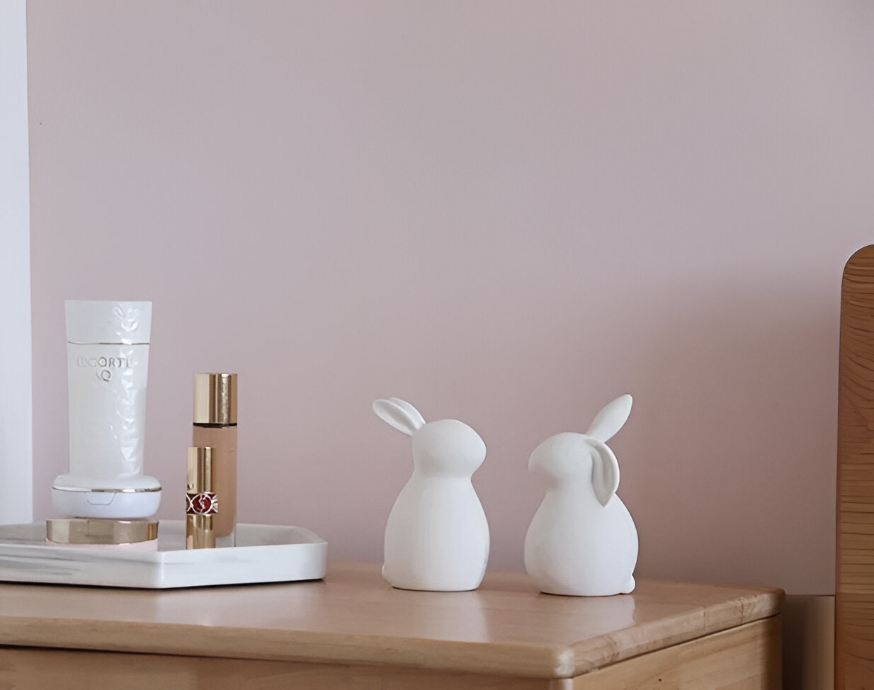ConeyBliss Minimalist Ceramic Bunny – Elegant White Easter Rabbit Figurine Decor