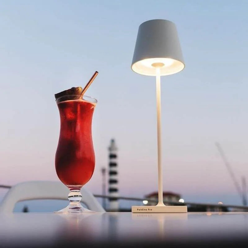 Modern Rechargeable LED Wireless Table Lamp (Special)