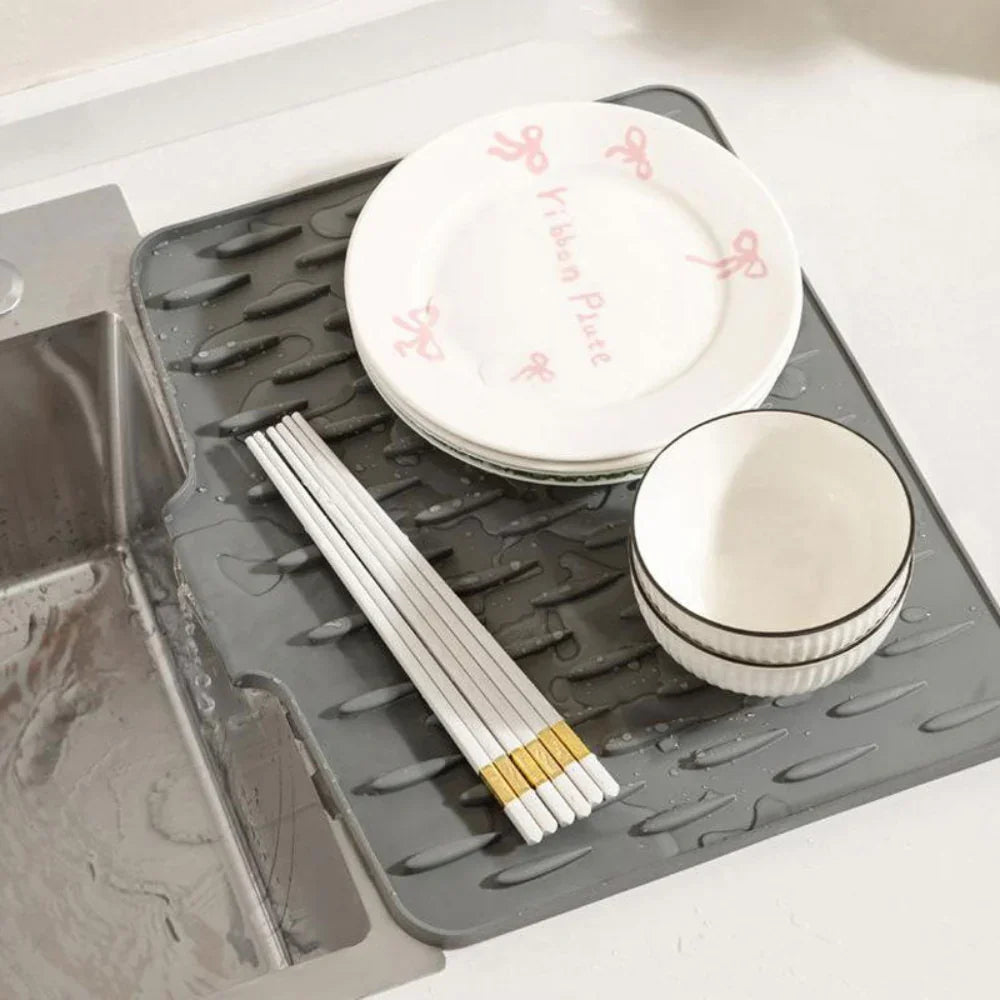 Silicool Water-Draining Silicone Drying Mat – Heat Resistant, Non-Slip & Multifunctional