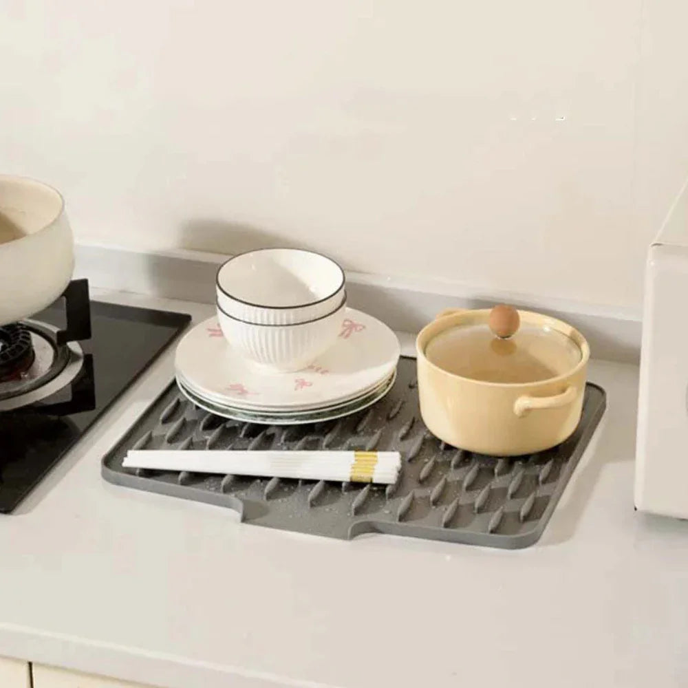 Silicool Water-Draining Silicone Drying Mat – Heat Resistant, Non-Slip & Multifunctional