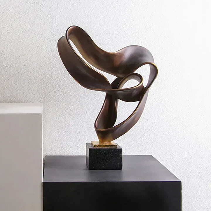 Vida Decorative Resin Sculpture – Modern Artistic Statement Piece for Home or Office