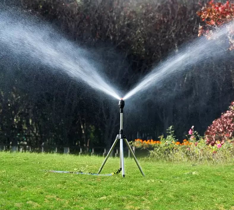 TurboSpray Adjustable 360° Garden Sprinkler – Stainless Steel Rotating Lawn Watering System