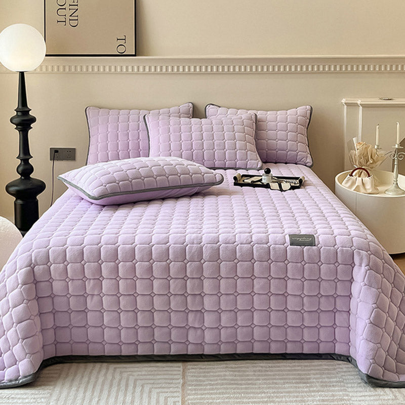 Modern Soft Throw Blanket with Square Texture – Stylish Fluffy Bed & Sofa Cover