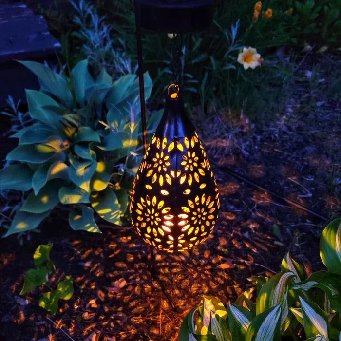 Solar-Powered Weatherproof Garden Light – Elegant Outdoor LED Lighting