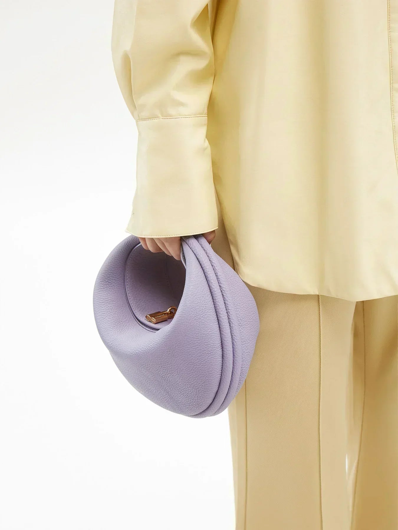 Thonia – Chic Minimalist Half-Moon Shoulder Bag Elegant Modern Crossbody Purse for Women