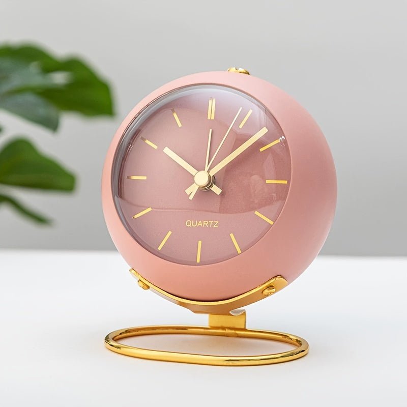 Buzzley Retro Silent Alarm Clock – Vintage Metal Analogue Clock with Night Light