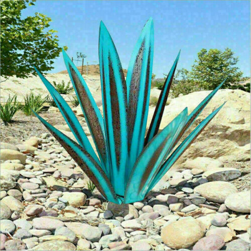 Eternal Agave – Handcrafted Rust-Proof Metal Garden Sculpture for Indoor & Outdoor Decor