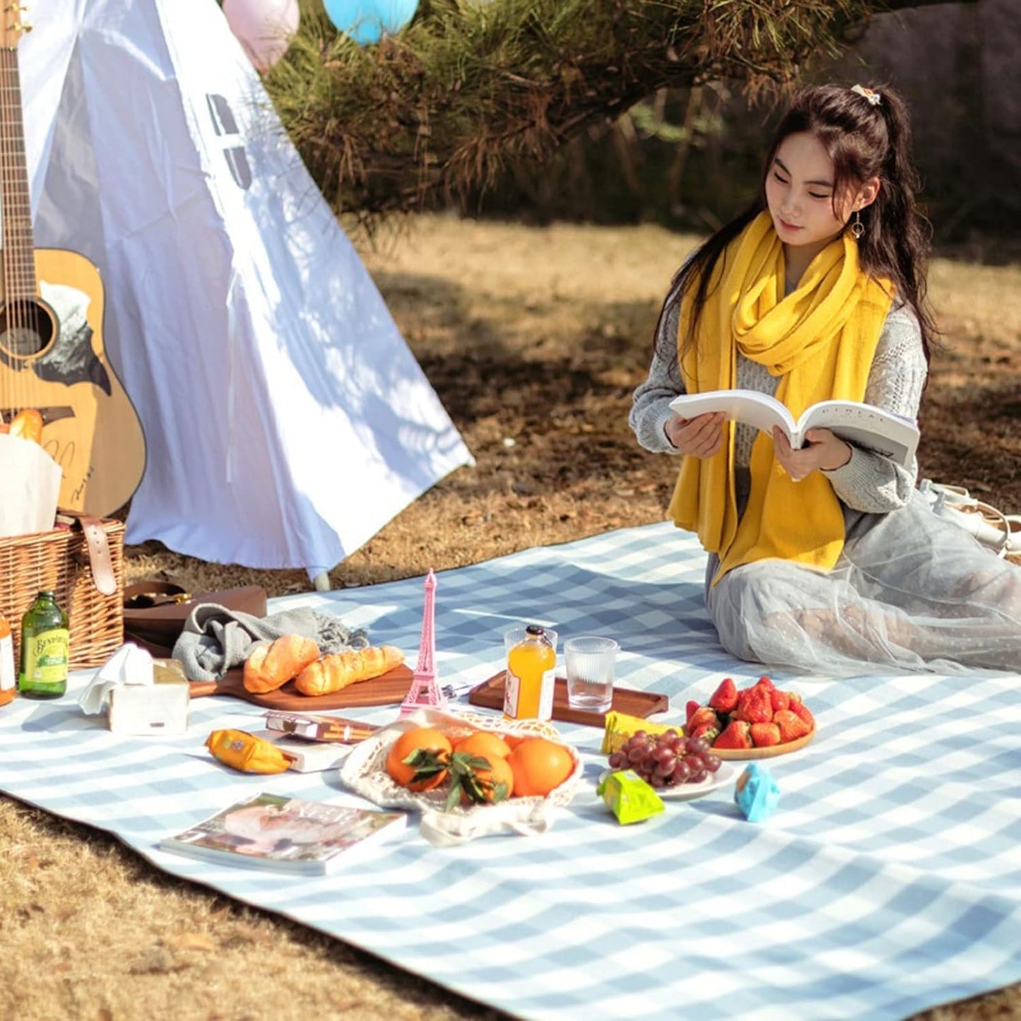 Waterproof Picnic Blanket – Foldable Outdoor Mat for Camping, Beach & Garden (150x200 cm)
