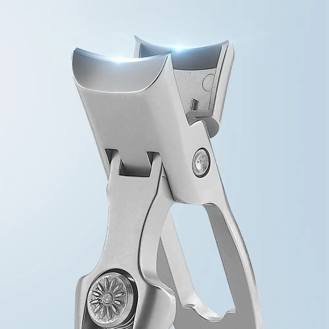 Precision Nail Clipper - The Ultimate Tool for Thick Nails