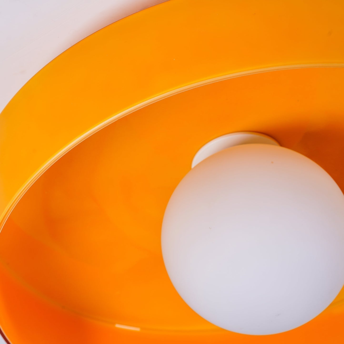 Modern Round Glass Ceiling Light – Elegant Flush Mount Fixture for Kitchen & Living Spaces