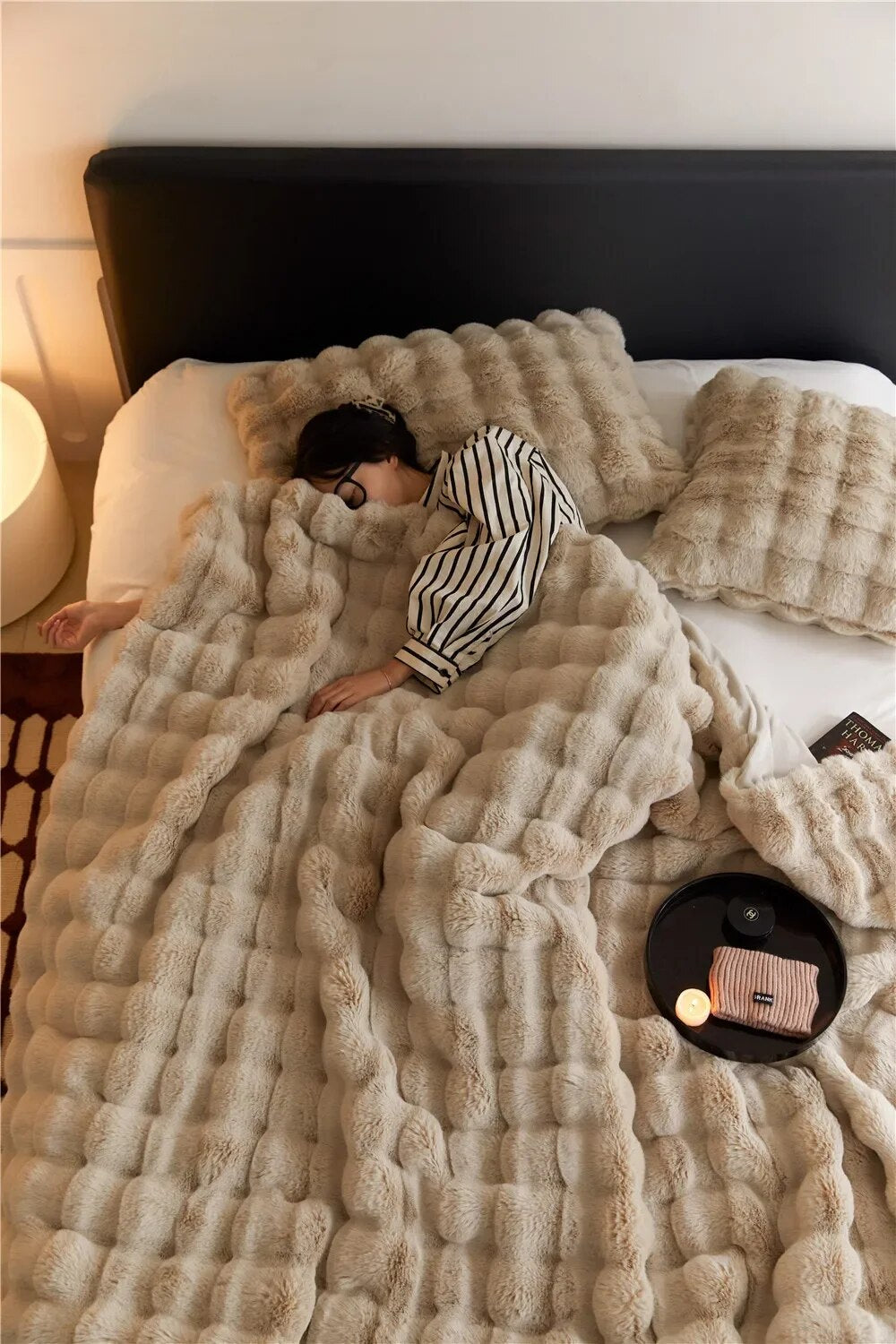 SnugWrap | Luxury Plush Blanket for Ultimate Warmth & Comfort