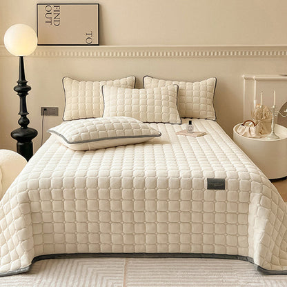 Modern Soft Throw Blanket with Square Texture – Stylish Fluffy Bed & Sofa Cover