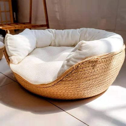 Bambora Luxury Pet Bed – Breathable Bamboo Basket for Cats & Small Dogs