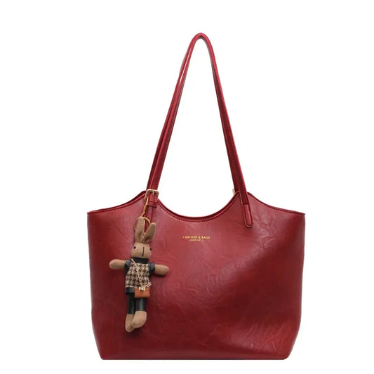 Mirella | Classic Women’s Shopper Bag with Charm – Elegant, Spacious & Timeless