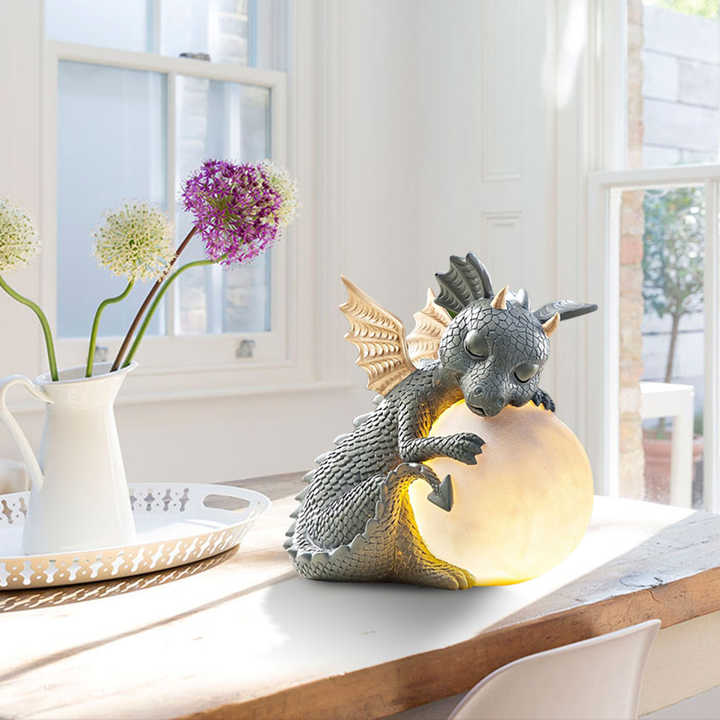 DrakoFang Dragon-Inspired Table Lamp – Bold Silhouette with Warm Ambient Glow