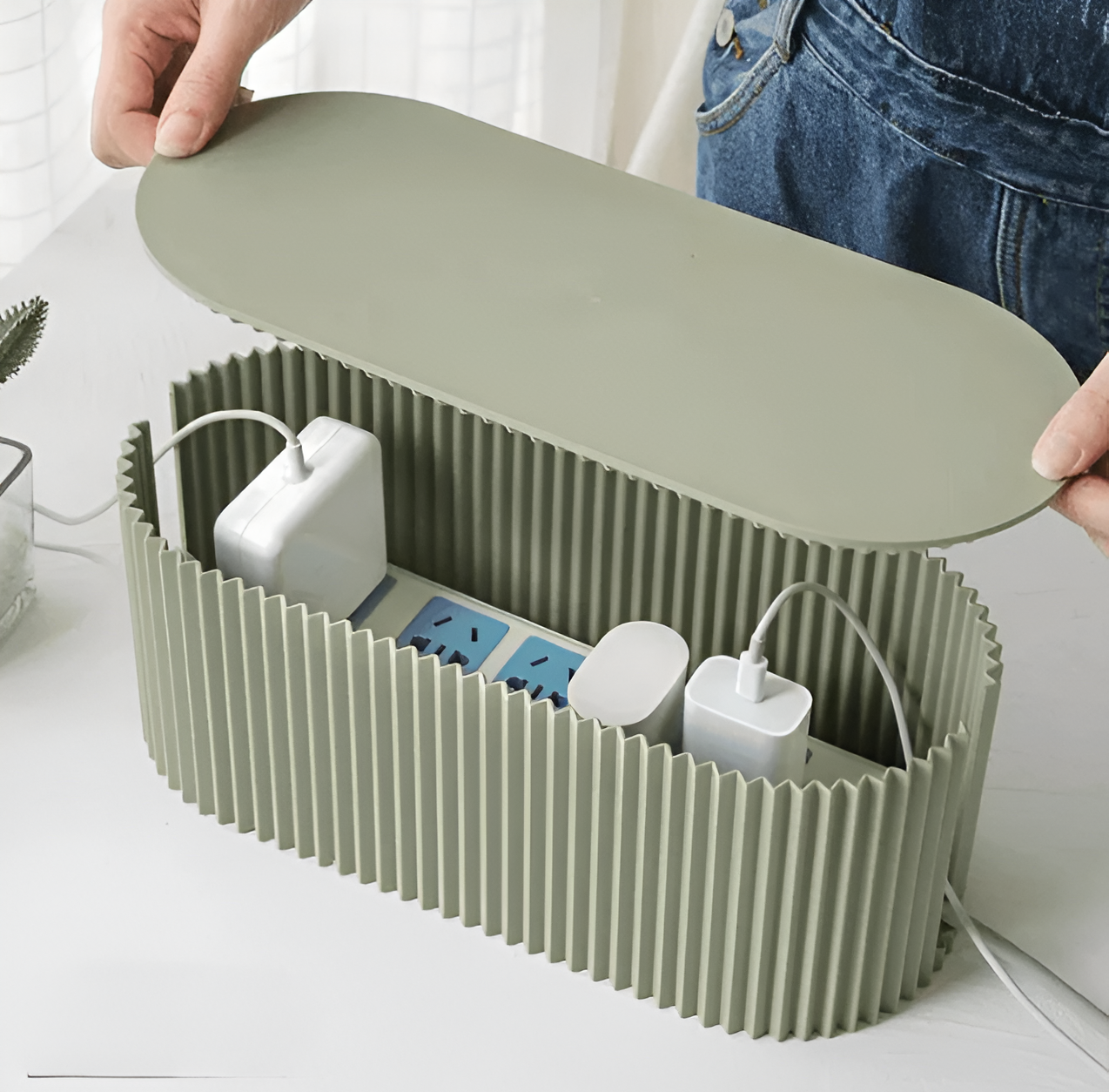 Elegant Cable Organiser Box – Minimalist Cable Storage in Soft Macaron Colours