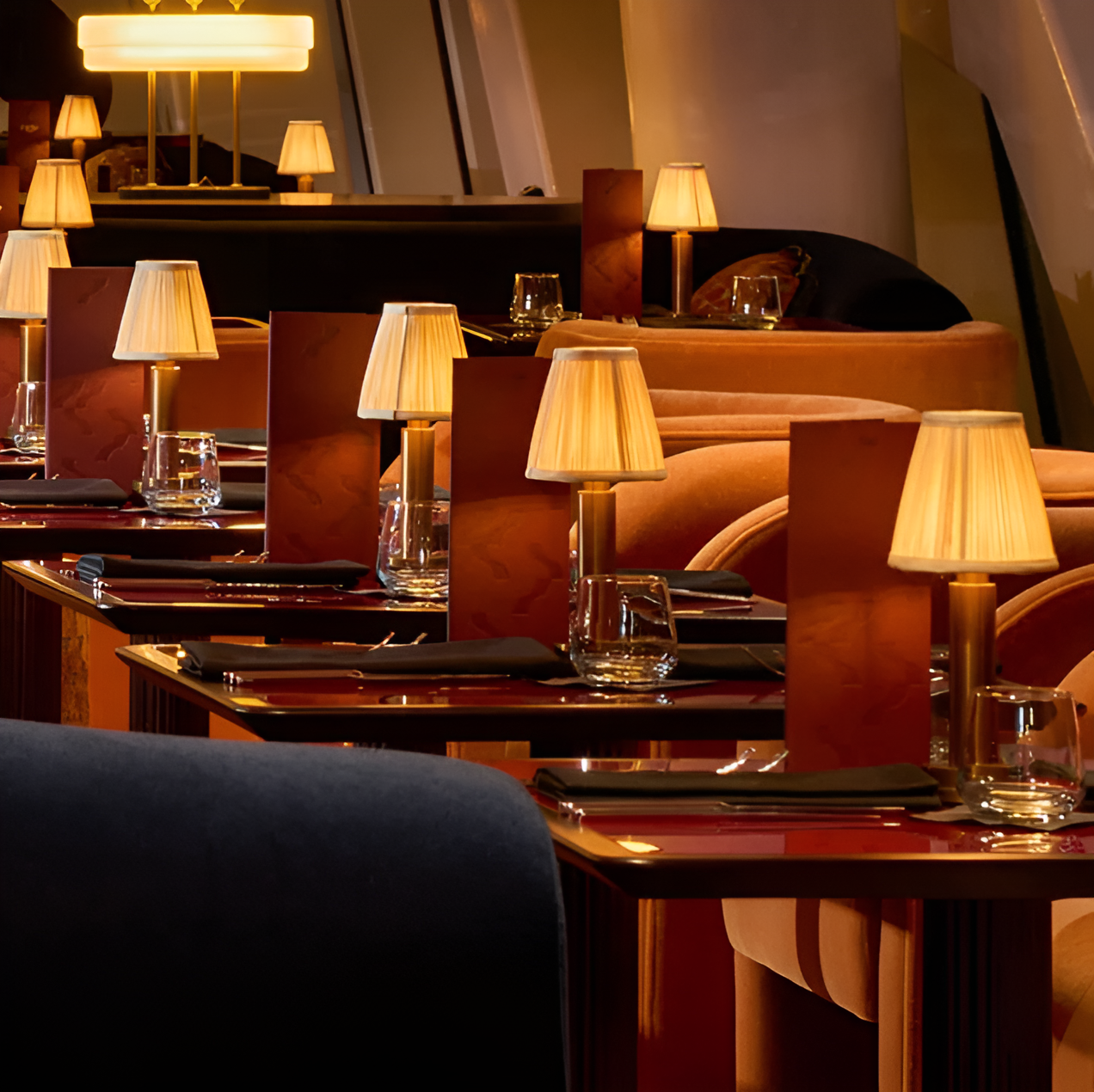 Vintage Flare – Dimmable Aluminium Table Lamp with Fabric Shade | Portable LED Lighting