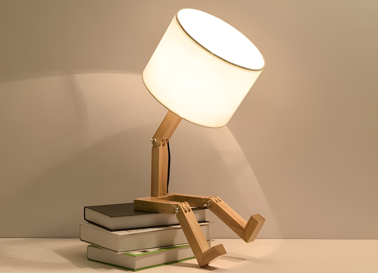 Flexible WoodMan Desk Lamp – Adjustable Solid Wood Robot Lamp with Book Holder
