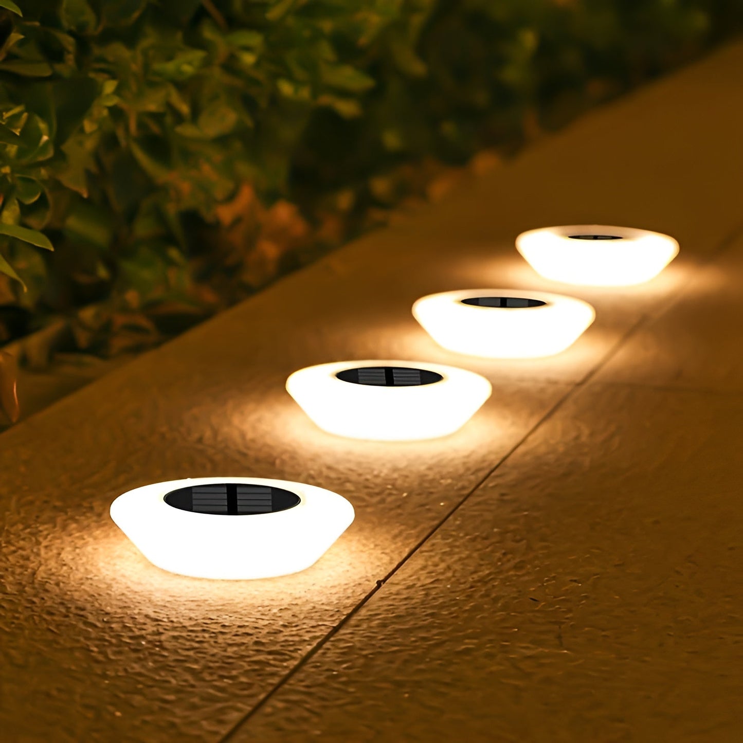 SolarGlow | Stylish LED Solar Garden Light for Ambient Outdoor Lighting