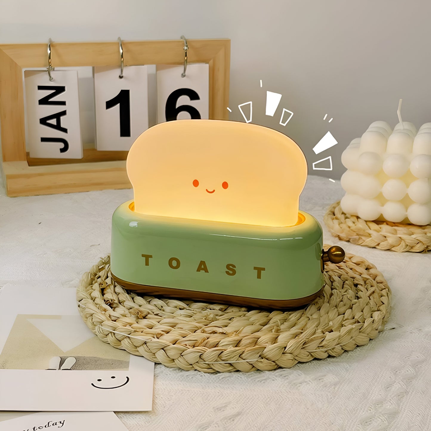 TinyToast Table Lamp – Portable Toaster-Shaped Night Light with Dimmable LED & USB Port