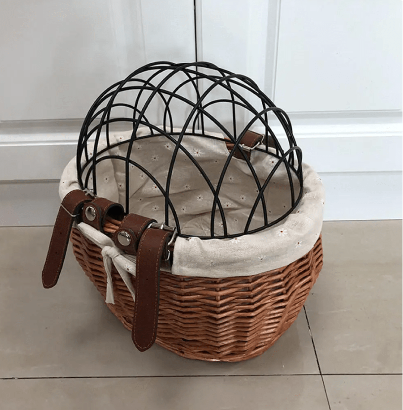 PawRide | Front-Mounted Wicker Dog Bike Basket – Safe, Stylish & Weatherproof