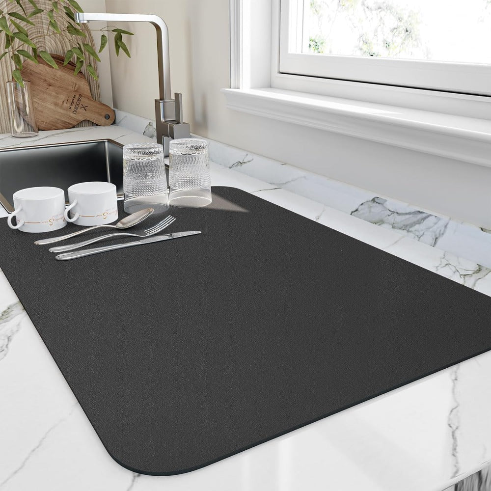 Quick-Dry Kitchen Draining Mat – Ultra Absorbent & Hygienic Diatomite Dish Mat