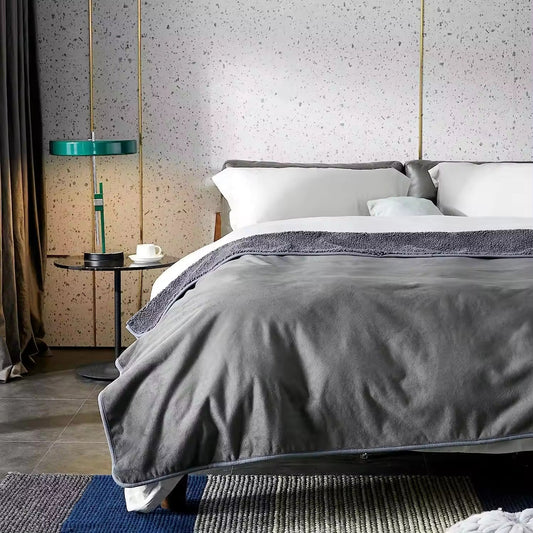 LoveGuard – Waterproof Couples Blanket | Ultra-Soft Sherpa Comfort & Spill-Proof Protection