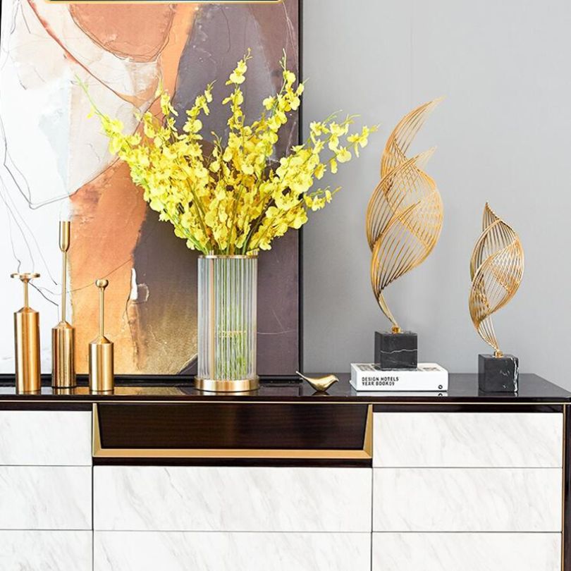 Curvique | Modern Metal Abstract Wavy Ornament – Gold Sculpture for Home & Office Decor